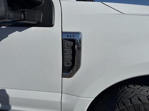 Oxford White 2021 Ford F-350 XLT