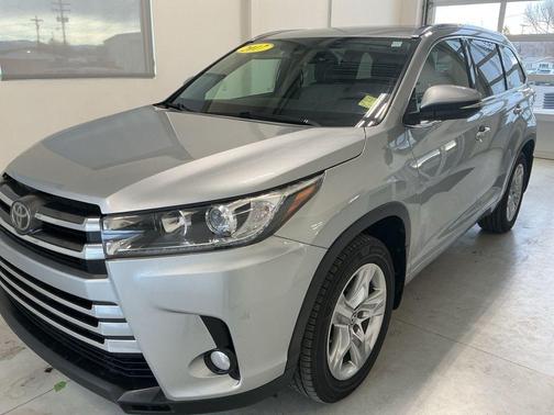 2017 Toyota Highlander Limited