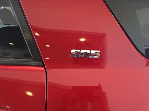 Barcelona Red Metallic 2016 Toyota 4Runner SR5