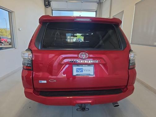 Barcelona Red Metallic 2016 Toyota 4Runner SR5
