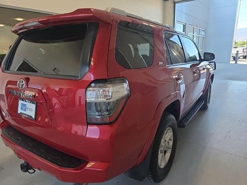 Barcelona Red Metallic 2016 Toyota 4Runner SR5