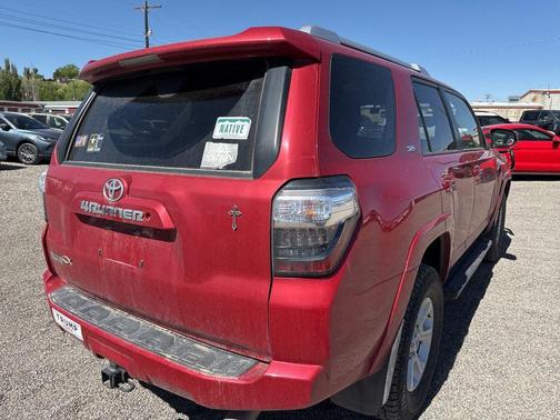Barcelona Red Metallic 2016 Toyota 4Runner SR5