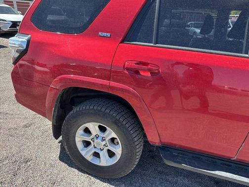 Barcelona Red Metallic 2016 Toyota 4Runner SR5