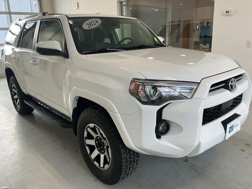 2024 Toyota 4Runner SR5