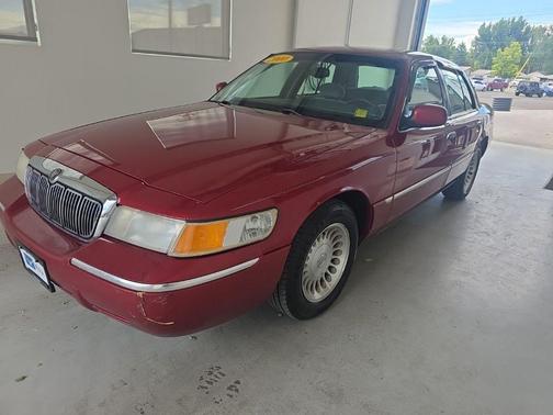 Toreador Red Clearcoat Metallic 2000 Mercury Grand Marquis LS