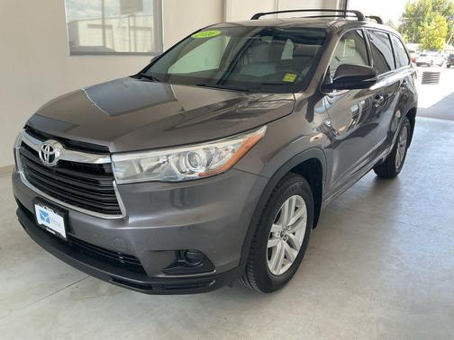 Predawn Gray Mica 2016 Toyota Highlander LE