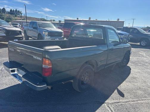 Green 1999 Toyota Tacoma