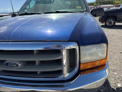 Deep Wedgewood Blue Clearcoat Metallic 1999 Ford F-350 XL
