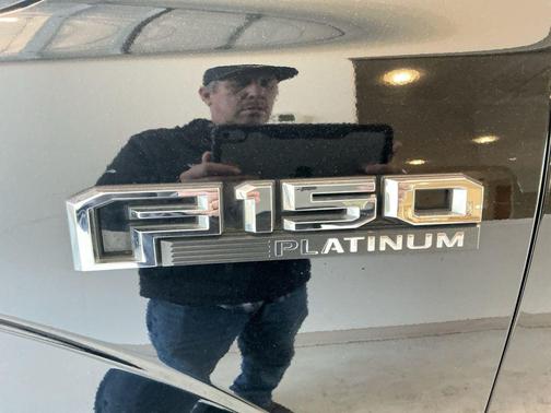2017 Ford F-150 Platinum