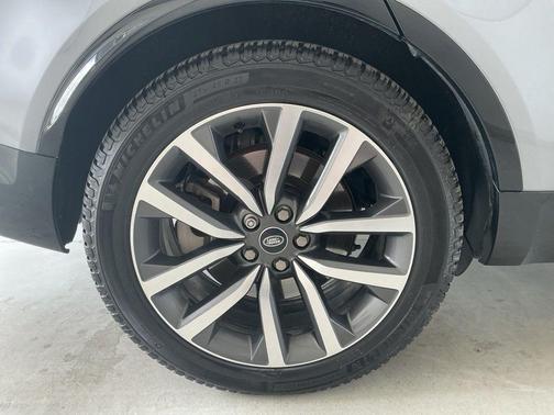 Eiger Grey 2023 Land Rover Discovery P360 S R-Dynamic