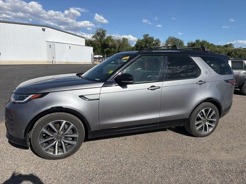 Eiger Grey 2023 Land Rover Discovery P360 S R-Dynamic