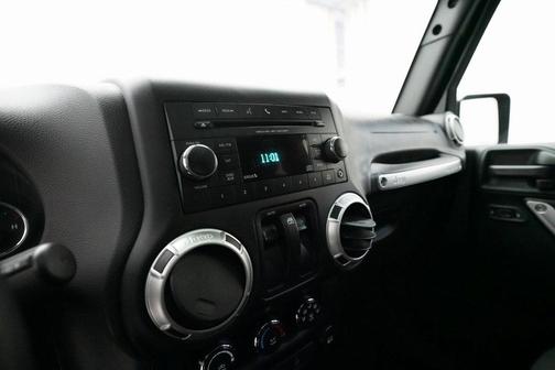 2017 Jeep Wrangler Sahara