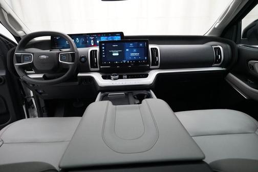 White Metallic 2025 Ford Expedition Max Active