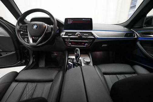 2021 BMW 530 i xDrive