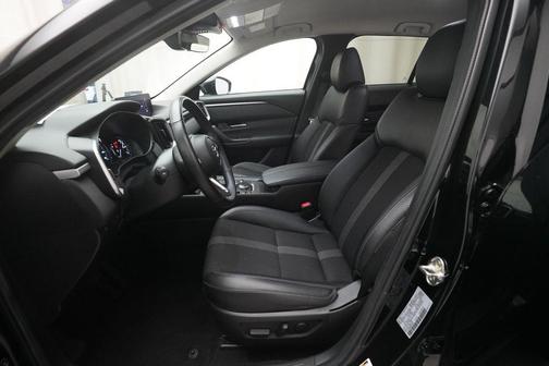 Jet Black Mica 2025 Mazda CX-50 2.5 S Preferred Package