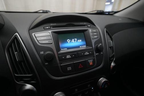 Shadow Gray Metallic 2015 Hyundai TUCSON SE