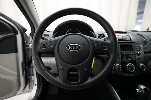 Bright Silver Metallic 2013 Kia Forte EX