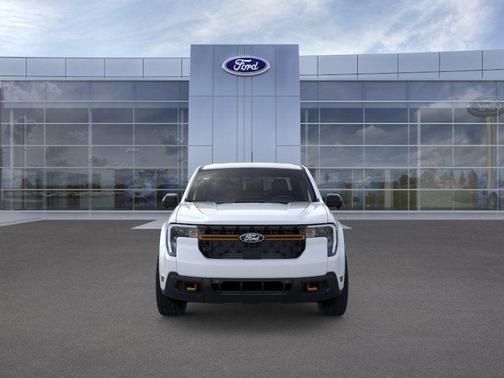 Oxford White 2025 Ford Maverick Tremor