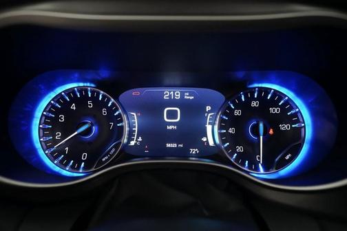 2023 Chrysler Pacifica Touring-L