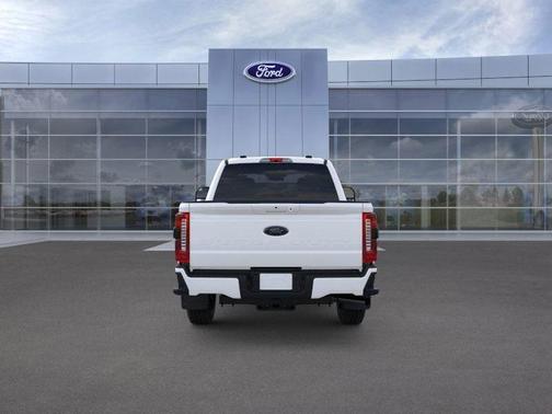 2025 Ford F-350 Lariat Super Duty