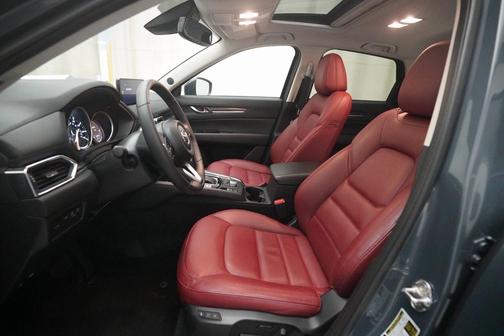 2025 Mazda CX-5 Carbon Edition