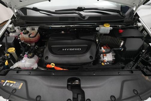 Bright White Clearcoat 2022 Chrysler Pacifica Hybrid Limited