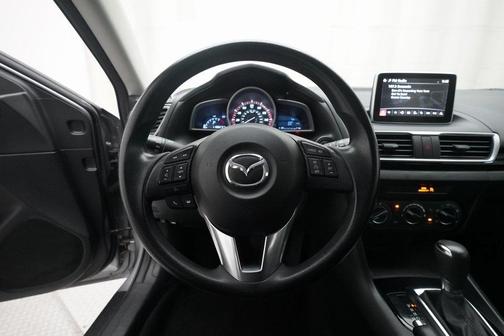 2016 Mazda Mazda3 i Sport
