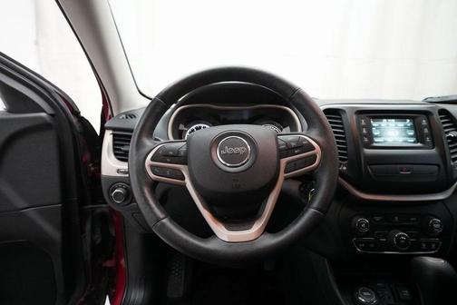2017 Jeep Cherokee Sport