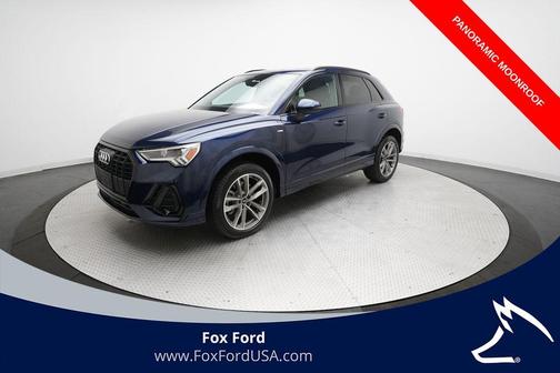Navarra Blue Metallic 2023 Audi Q3 45 S line Premium