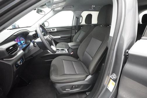 Carbonized Gray Metallic 2024 Ford Explorer XLT