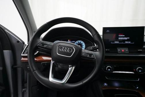 2023 Audi Q5 45 S line quattro Premium