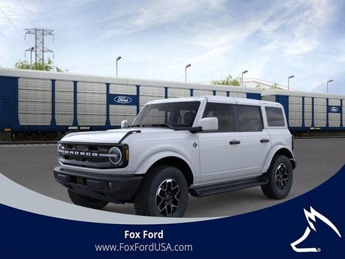 Oxford White 2026 Ford Bronco Outer Banks