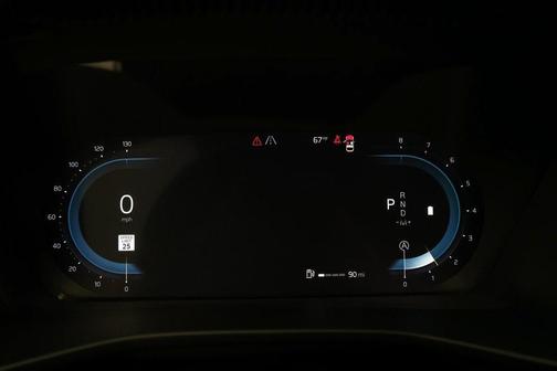 2024 Volvo XC40 B5 Plus Dark Theme