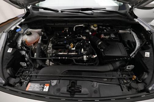 Ingot Silver Metallic 2020 Ford Escape SE