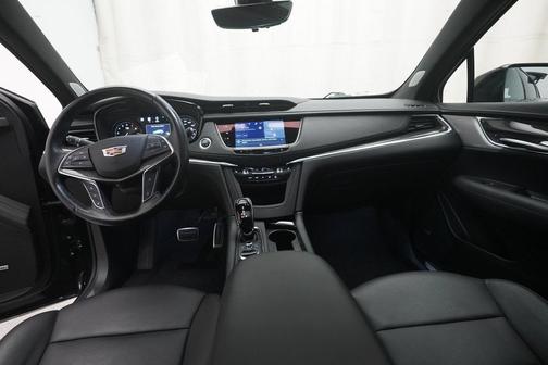 2022 Cadillac XT5 Sport