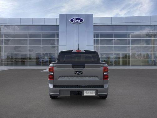 2025 Ford Maverick Lobo Standard