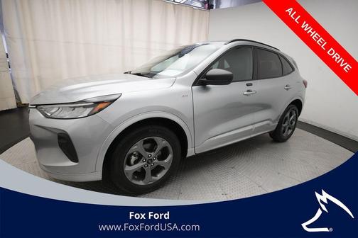 Iconic Silver Metallic 2023 Ford Escape ST-Line