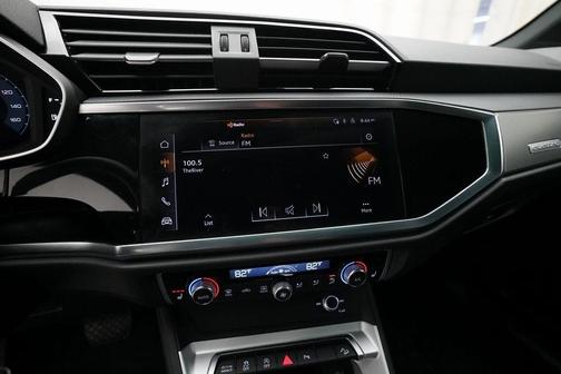 2025 Audi Q3 45 S line Premium