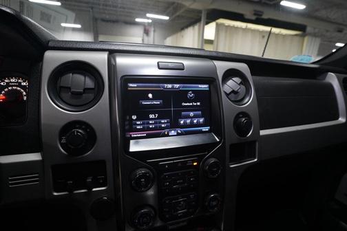 Tuxedo Black Metallic 2013 Ford F-150 SVT Raptor