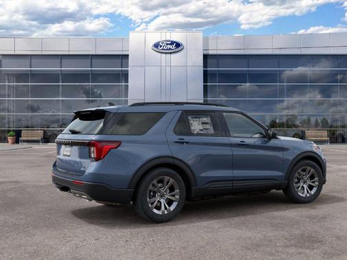 Vapor Blue Metallic 2027 Ford Explorer