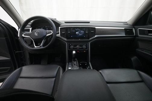 2022 Volkswagen Atlas 3.6L SE w/Technology