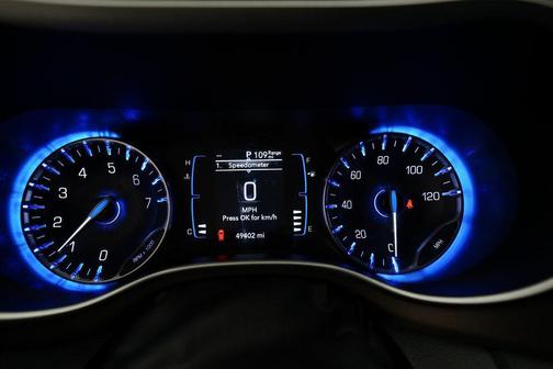 2024 Chrysler Voyager LX