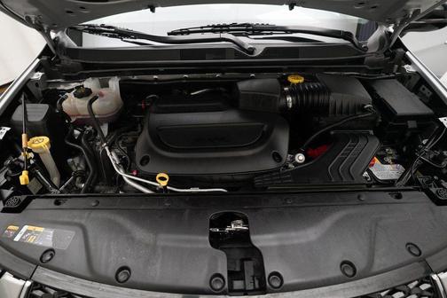 2024 Chrysler Pacifica Touring-L