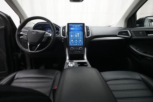 Black Metallic 2023 Ford Edge SEL