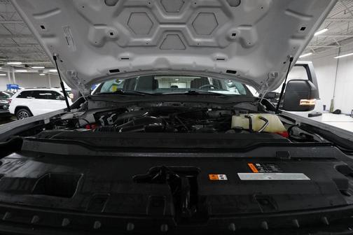 Oxford White 2024 Ford F-250 XL