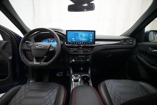 2023 Ford Escape ST-Line Elite