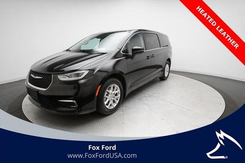 2023 Chrysler Pacifica Touring-L