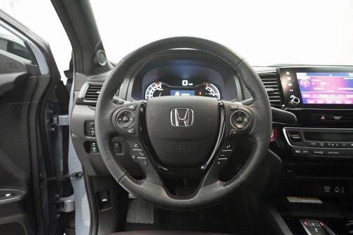 2022 Honda Ridgeline Black Edition