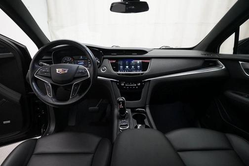 2022 Cadillac XT5 Luxury