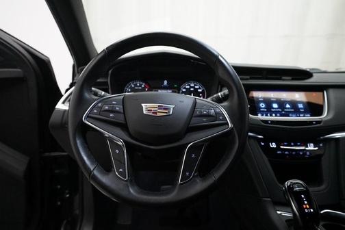 2022 Cadillac XT5 Luxury